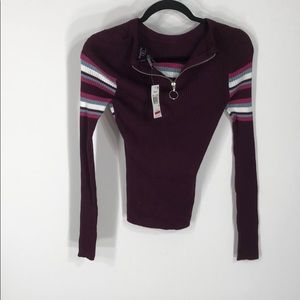 Hooked up burgundy quarter zip top